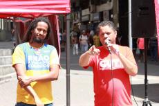 Ato pela reduo dos juros e por reposio salarial j